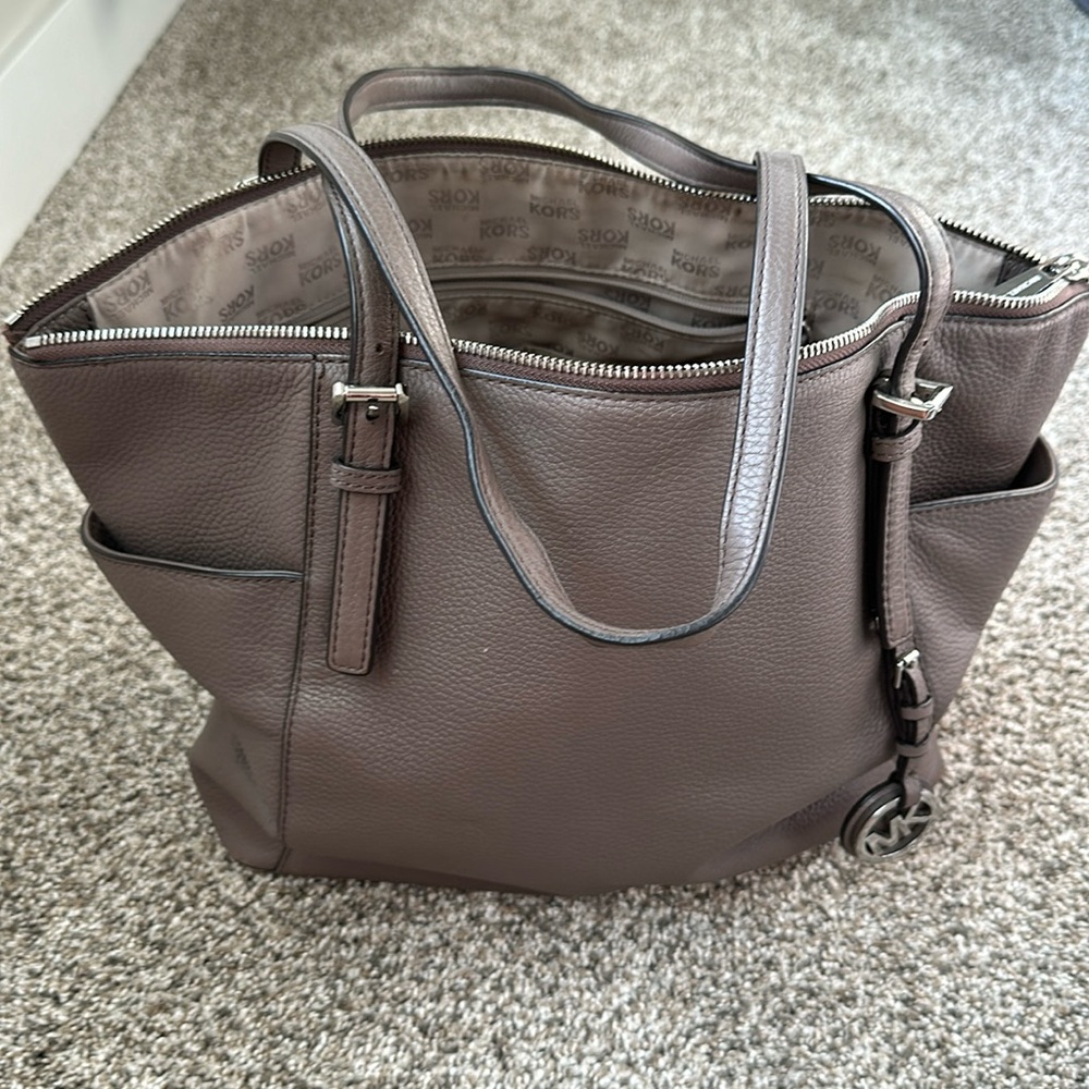 Michael Kors Shoulder Tote